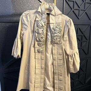 Ryu Cream Blazer with Floral Accents